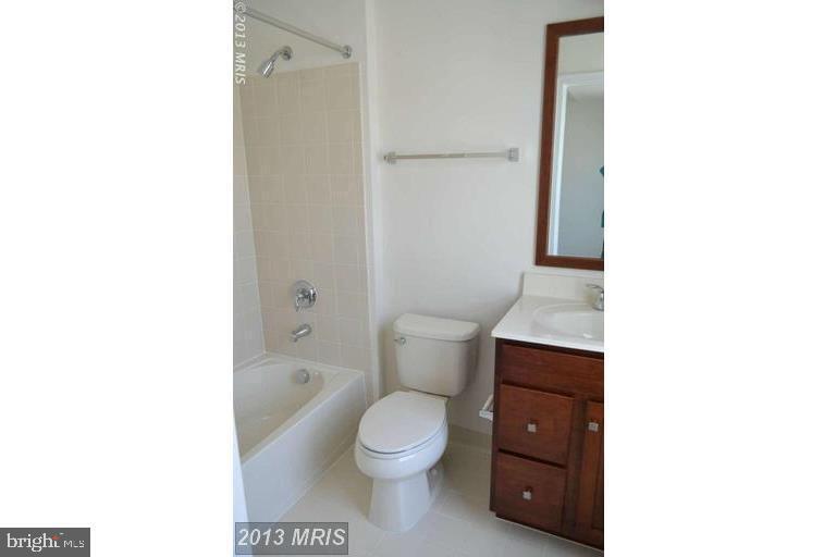 AMBERLEA AT SOUTH RIDING - Residential Lease