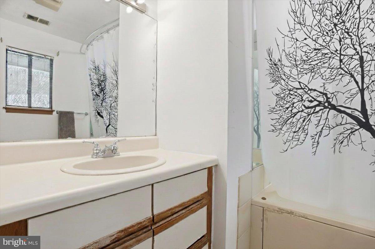 MILL POND (SAW CREEK) - Residential