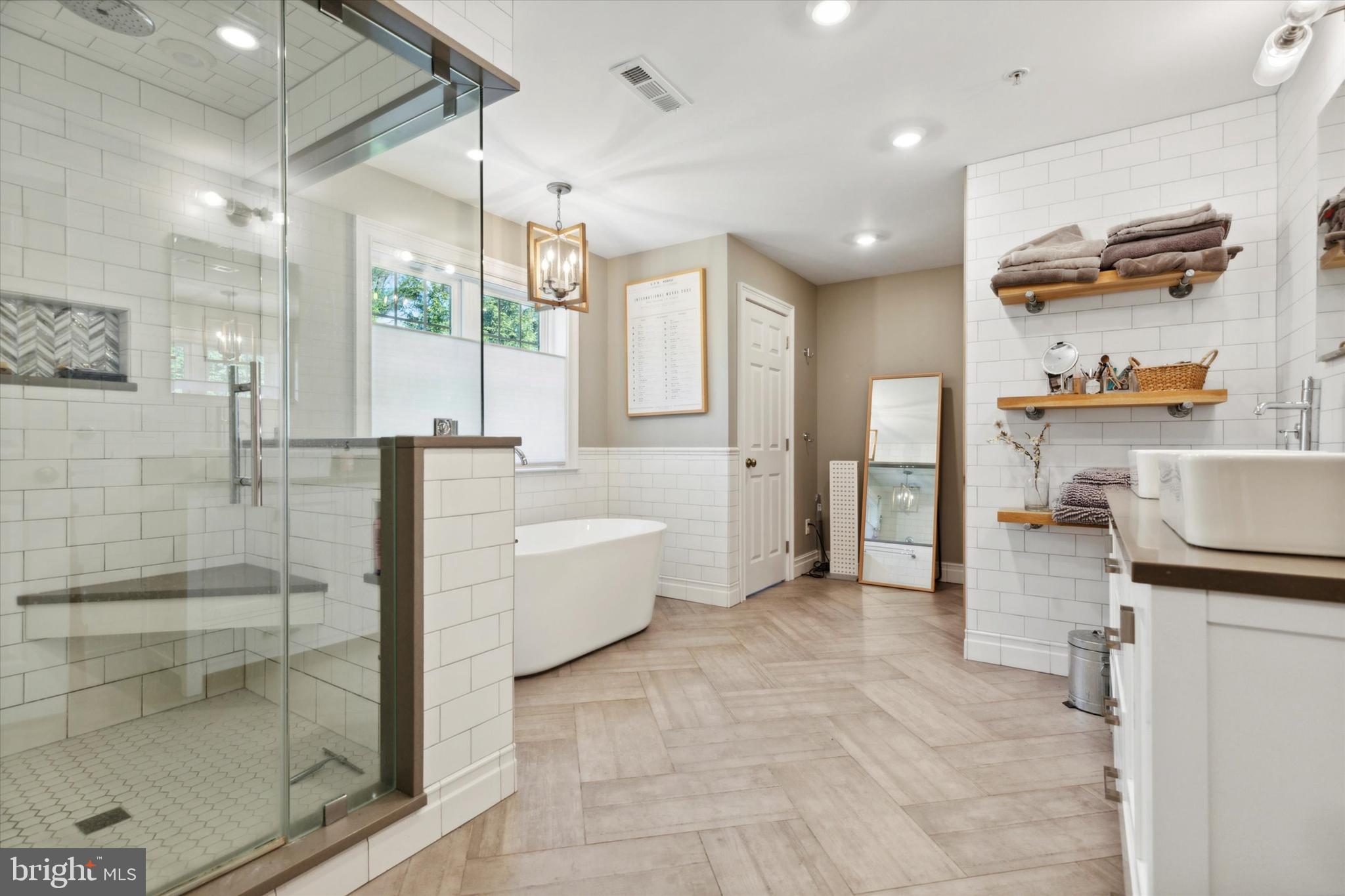 FLOURTOWN - Residential