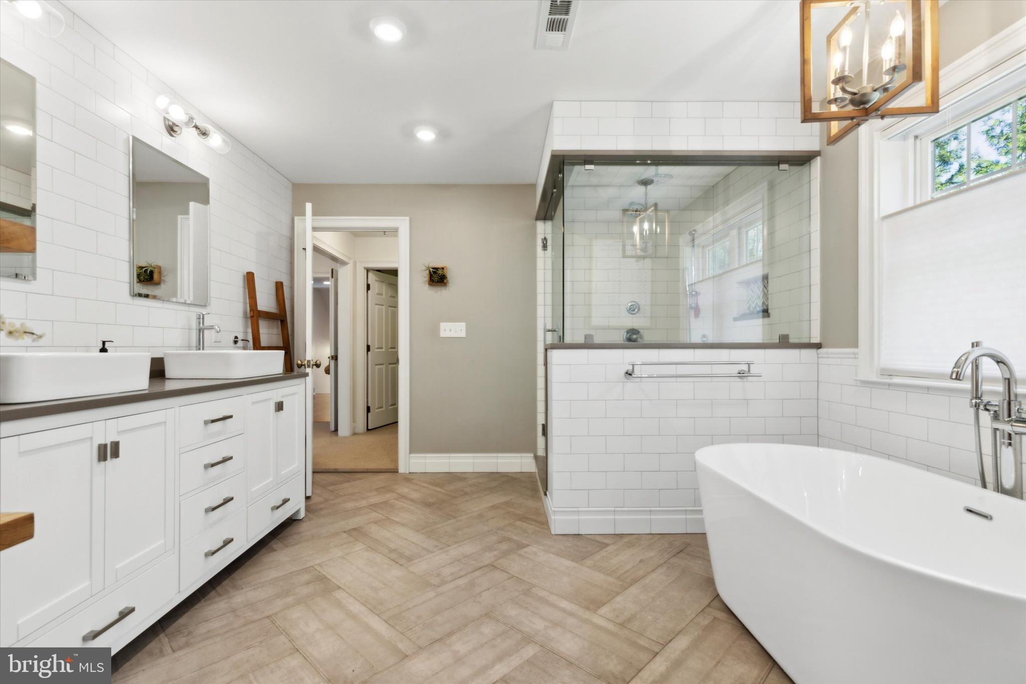 FLOURTOWN - Residential