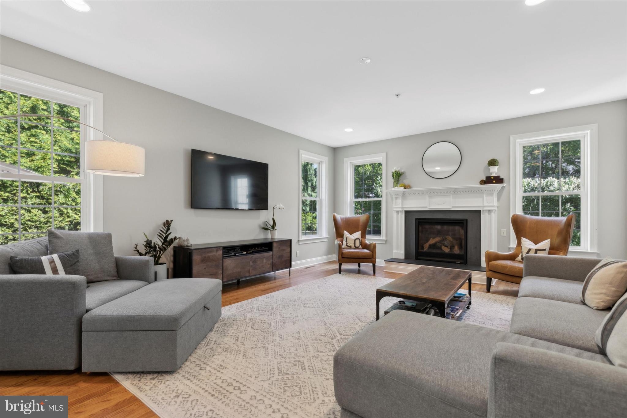 FLOURTOWN - Residential