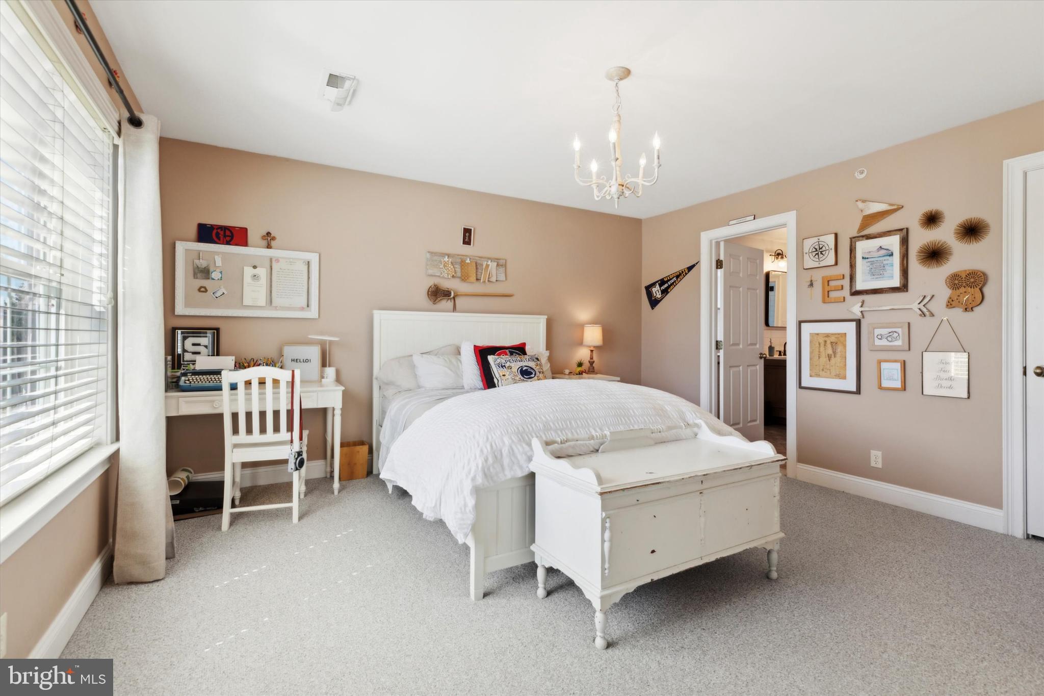 FLOURTOWN - Residential