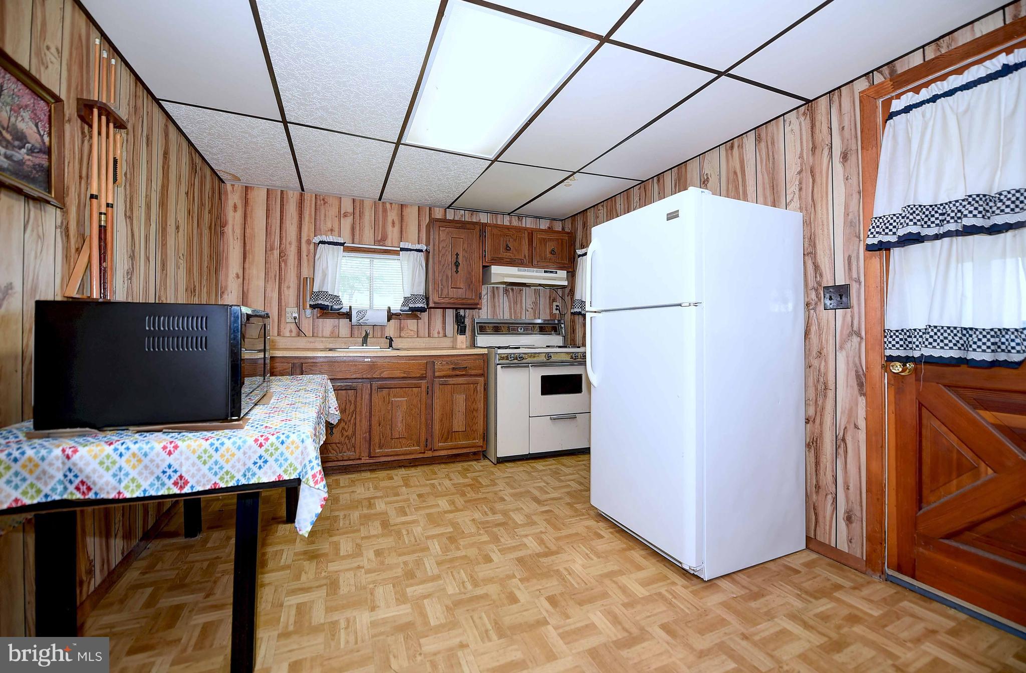 BACK RIVER HIGHLANDS - Residential