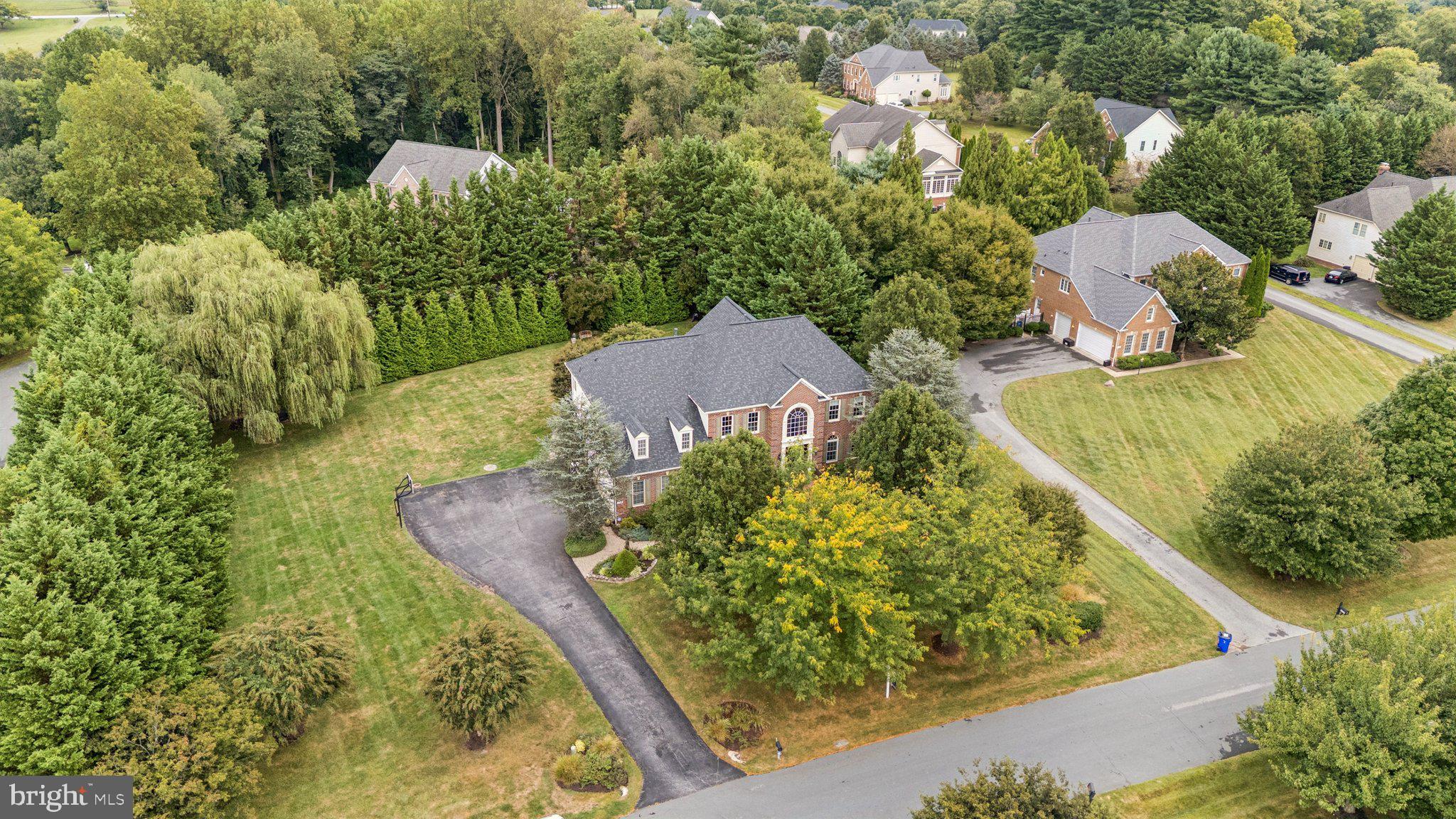 BRANTWOOD - Residential