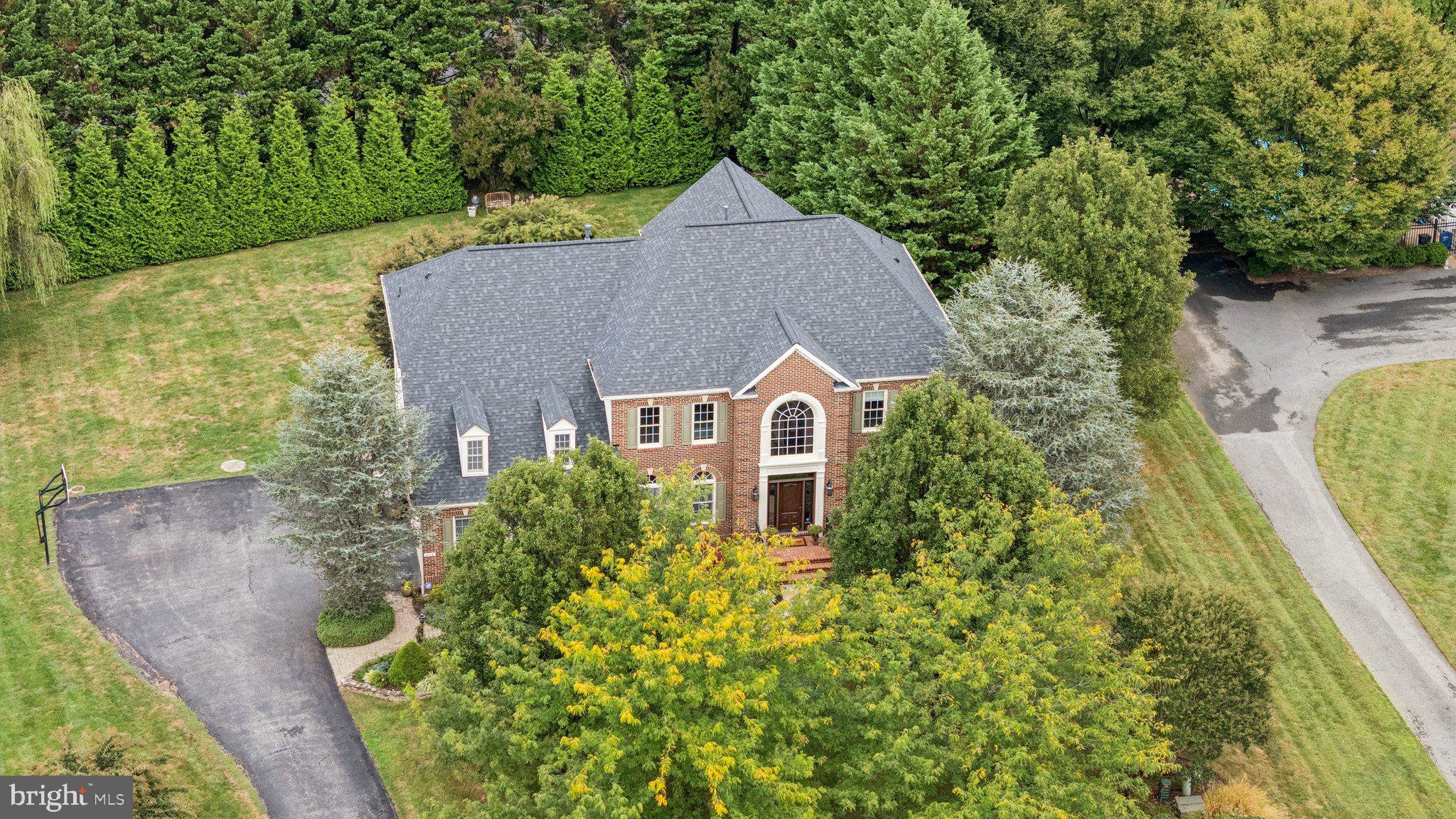 BRANTWOOD - Residential