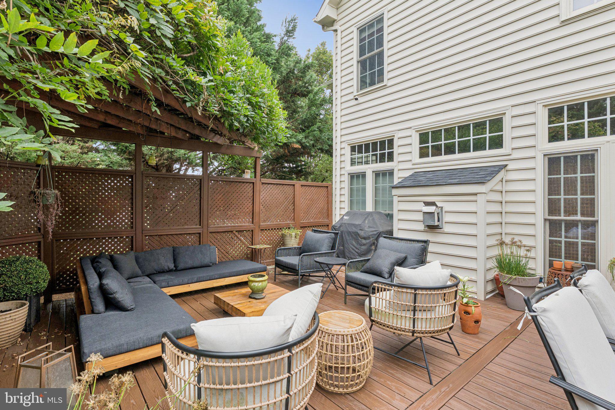 BRANTWOOD - Residential