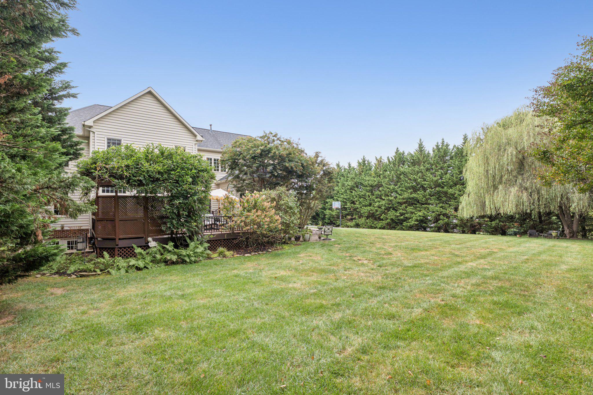 BRANTWOOD - Residential