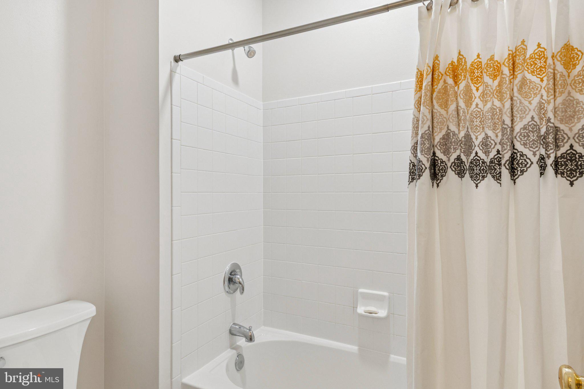 BRANTWOOD - Residential