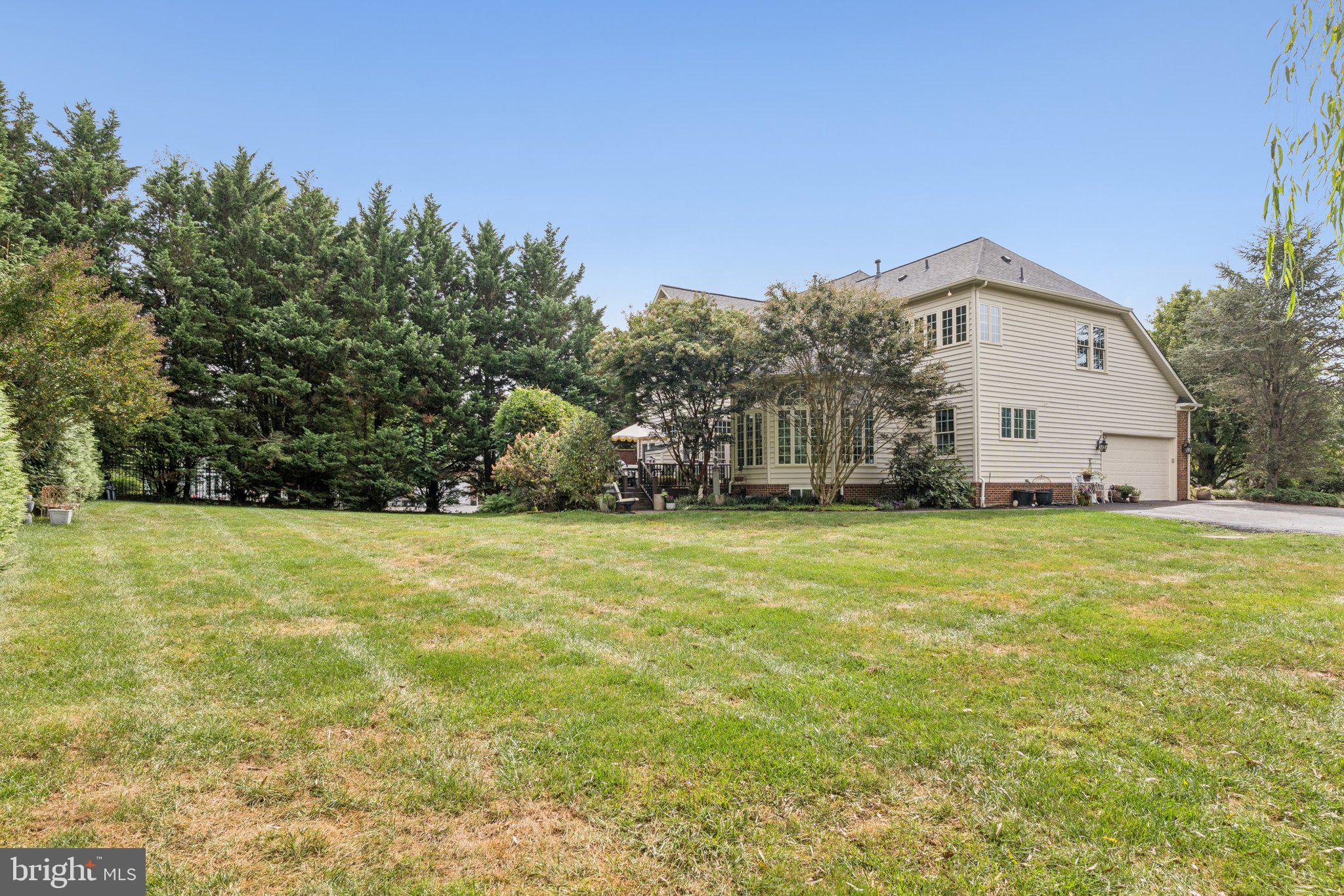 BRANTWOOD - Residential