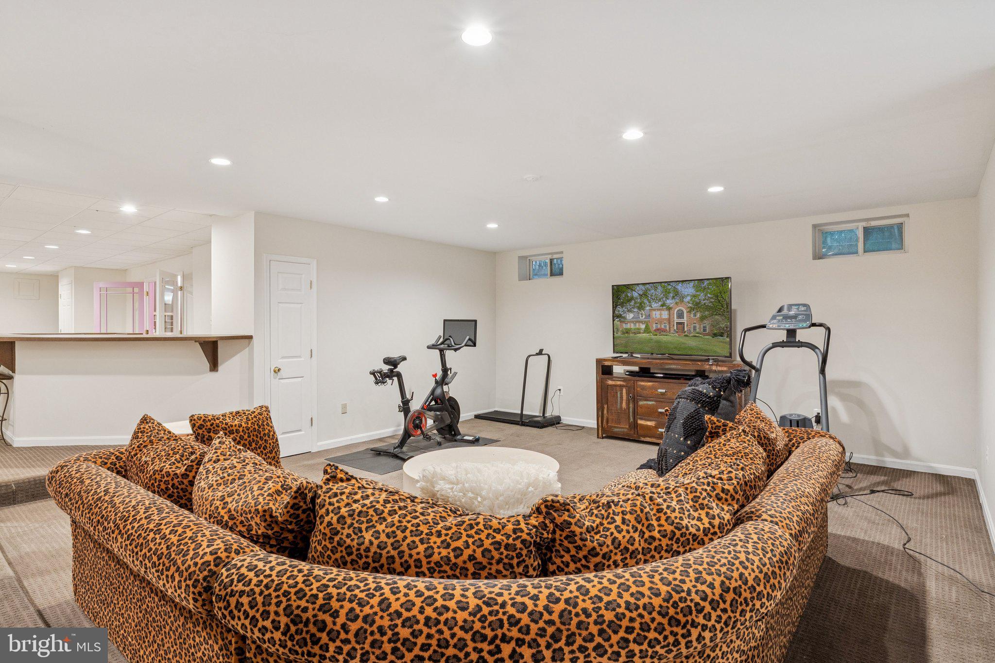 BRANTWOOD - Residential