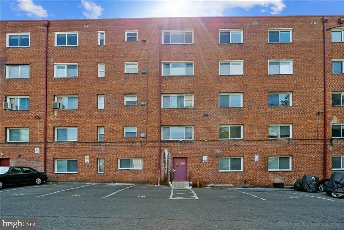 TAKOMA PARK - Residential