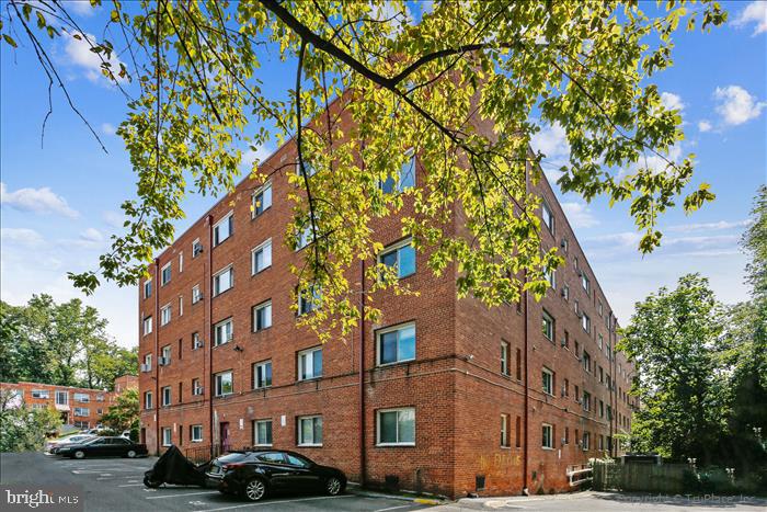 TAKOMA PARK - Residential