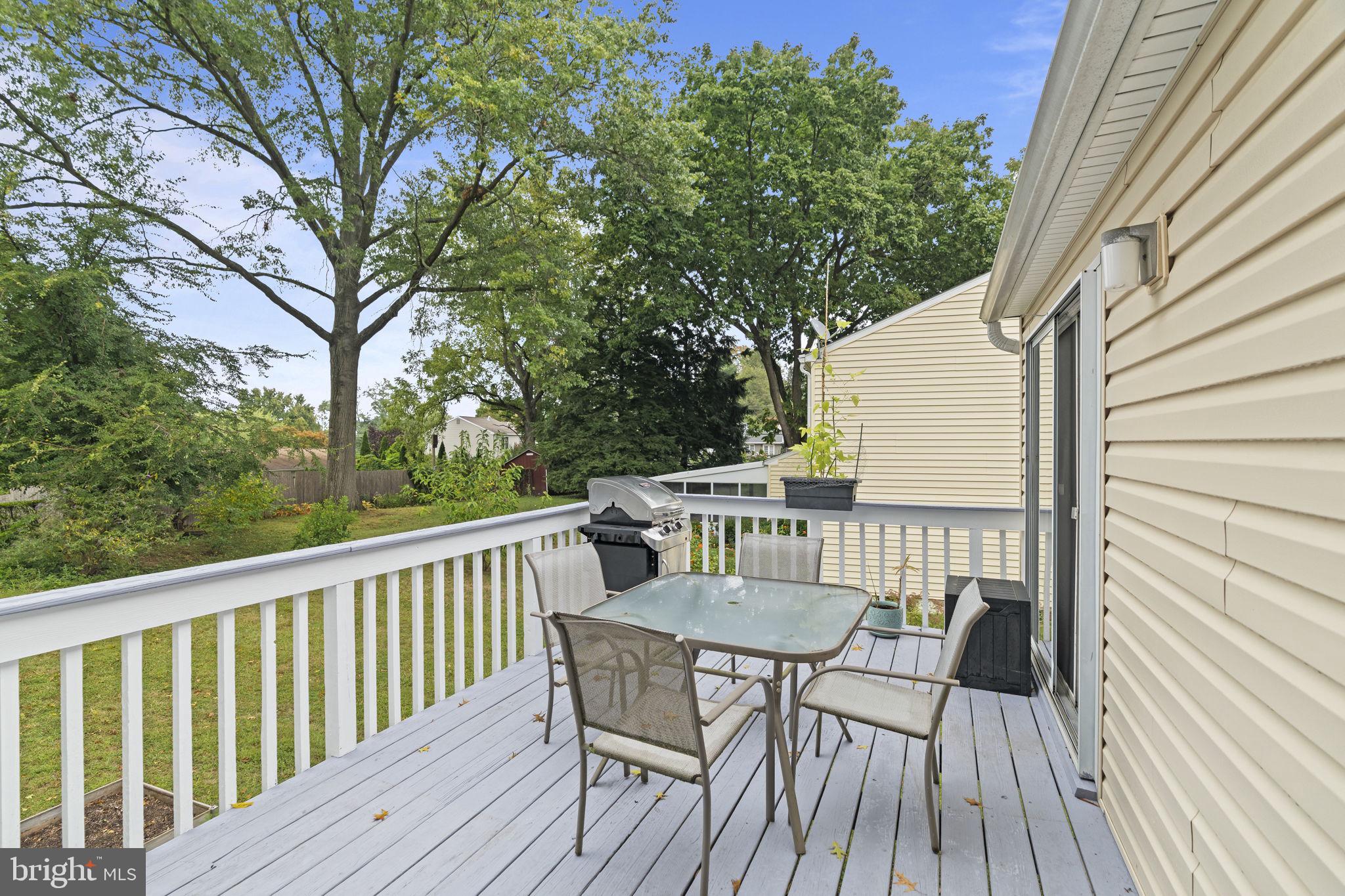 MAYFIELD - Residential