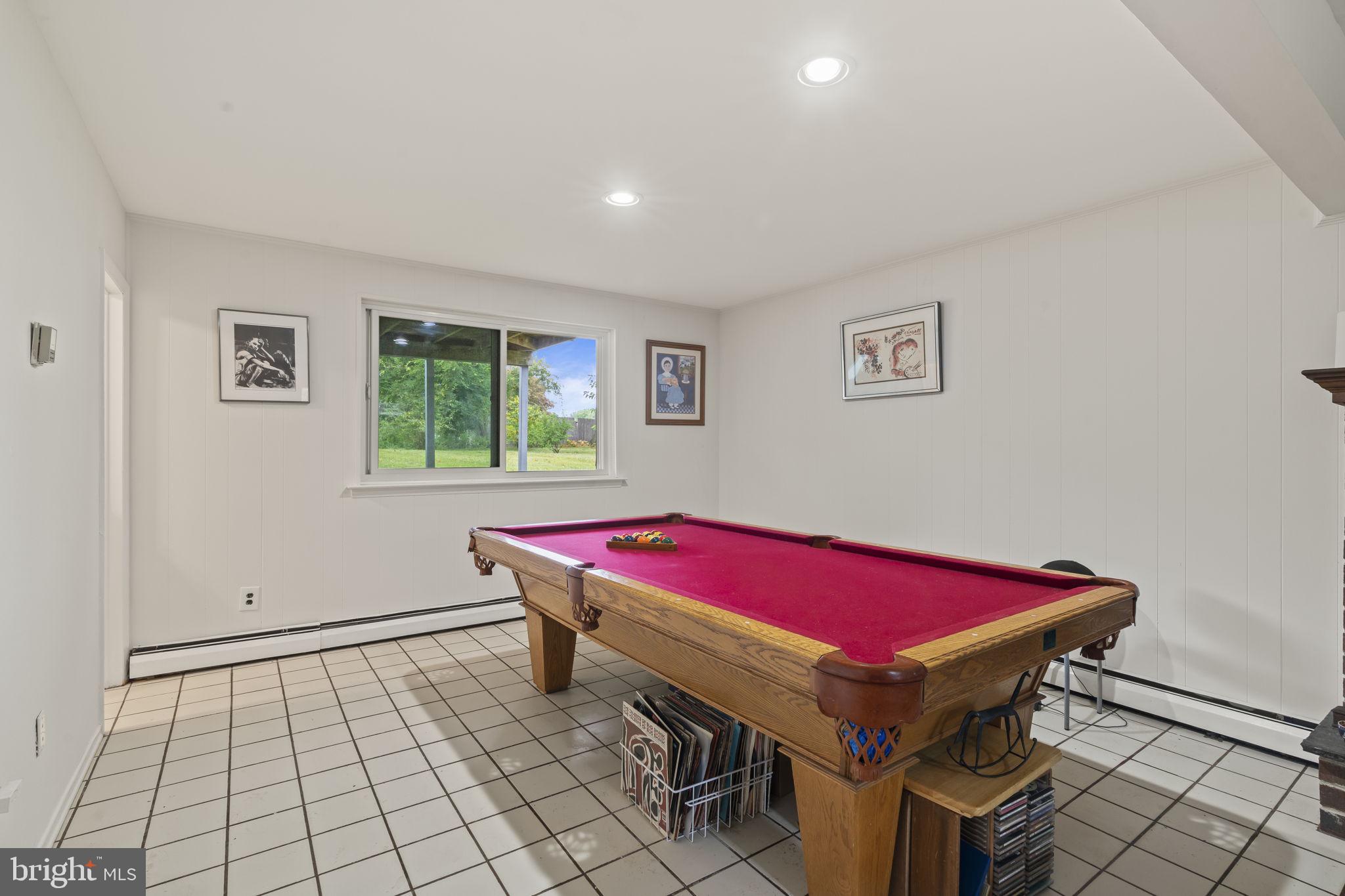 MAYFIELD - Residential