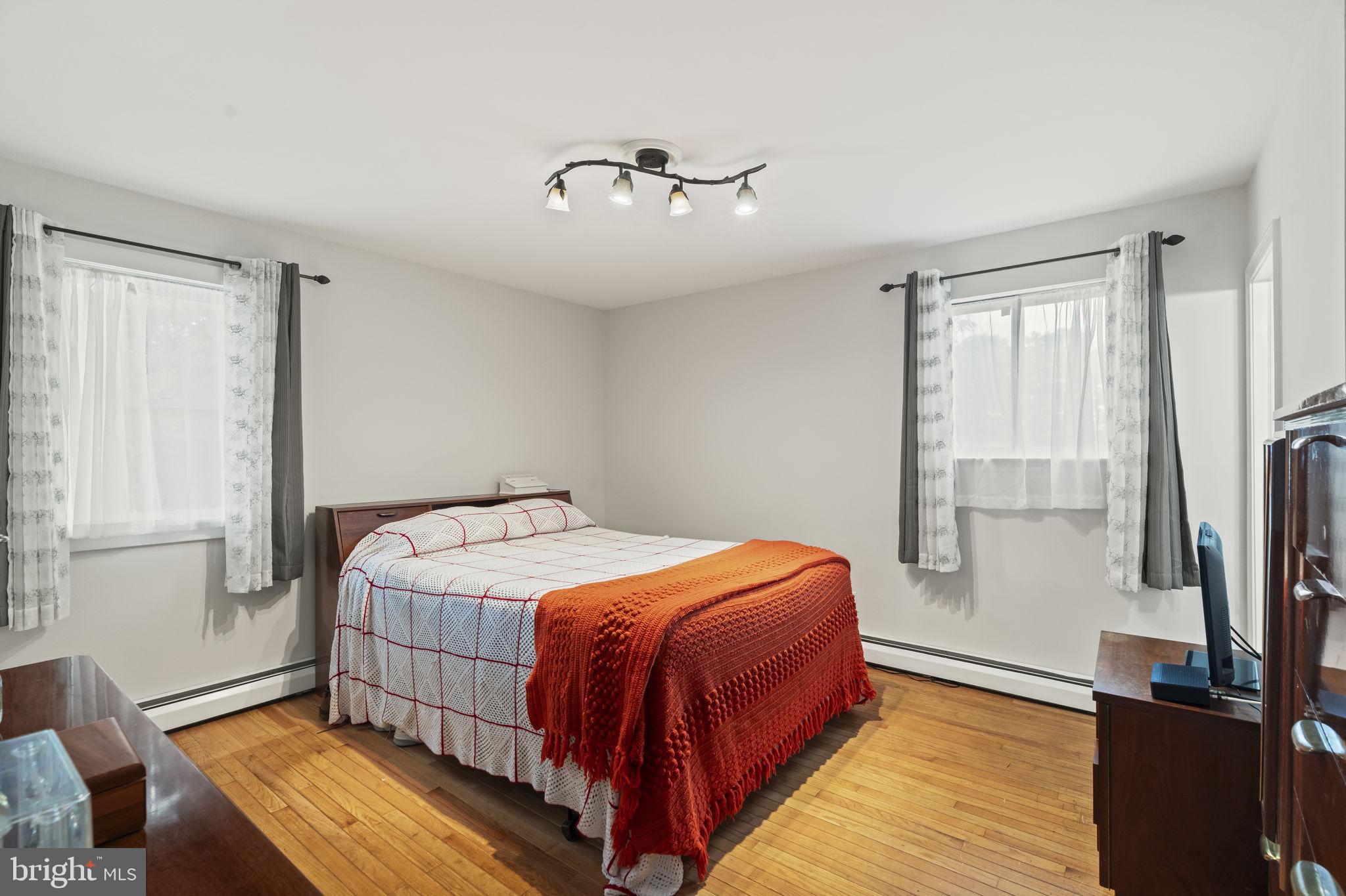 MAYFIELD - Residential