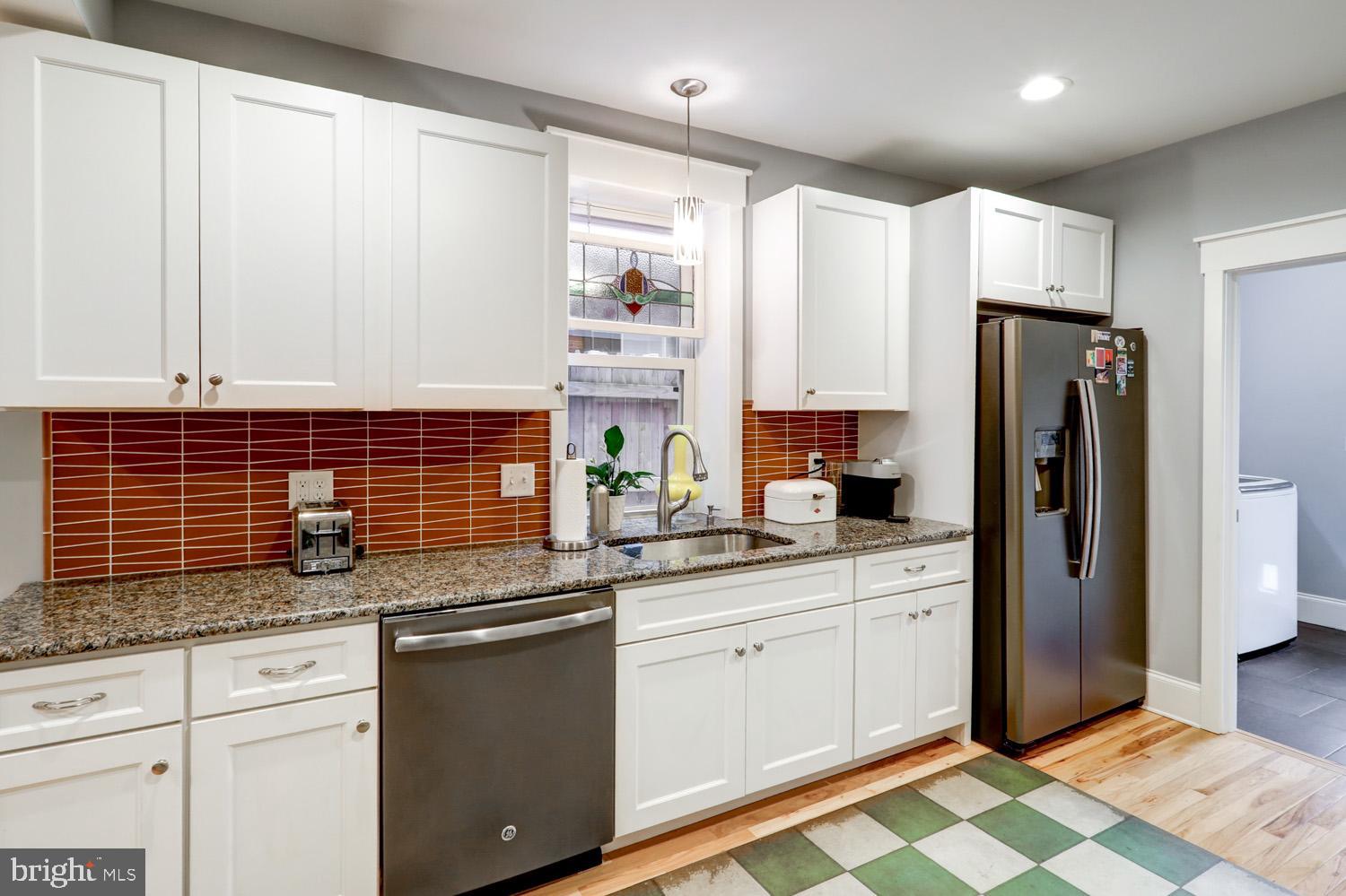 345 W ORANGE STREET
