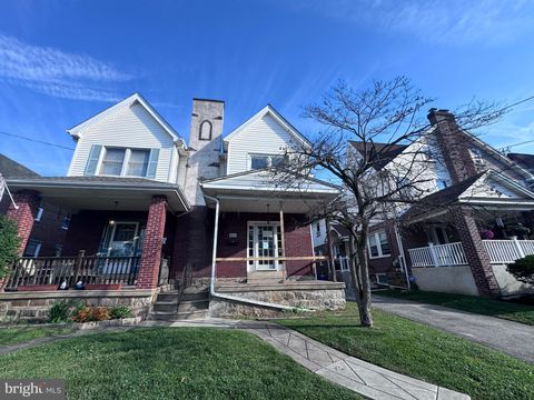 Townhouse For Sale - 4025 Taylor Avenue<br/> DREXEL HILL, PA 19026