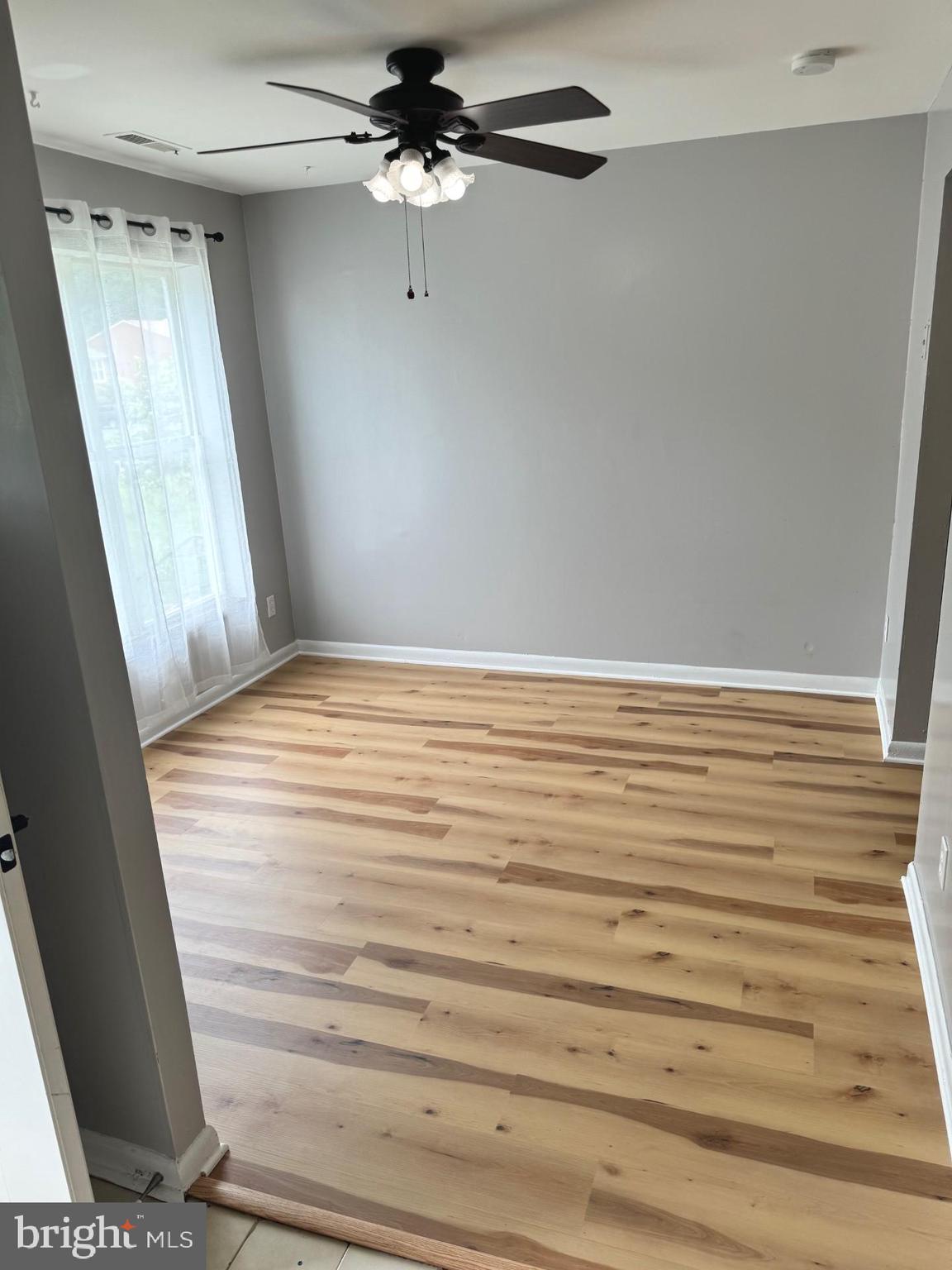 STAFFORD OAKS - Residential Lease