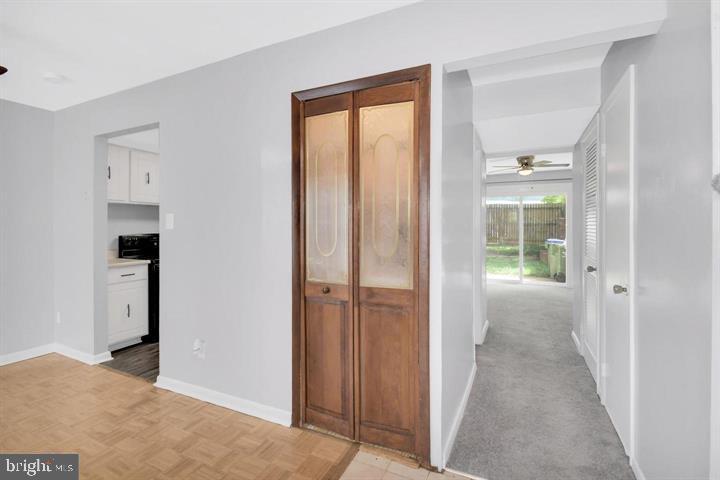 STAFFORD OAKS - Residential Lease