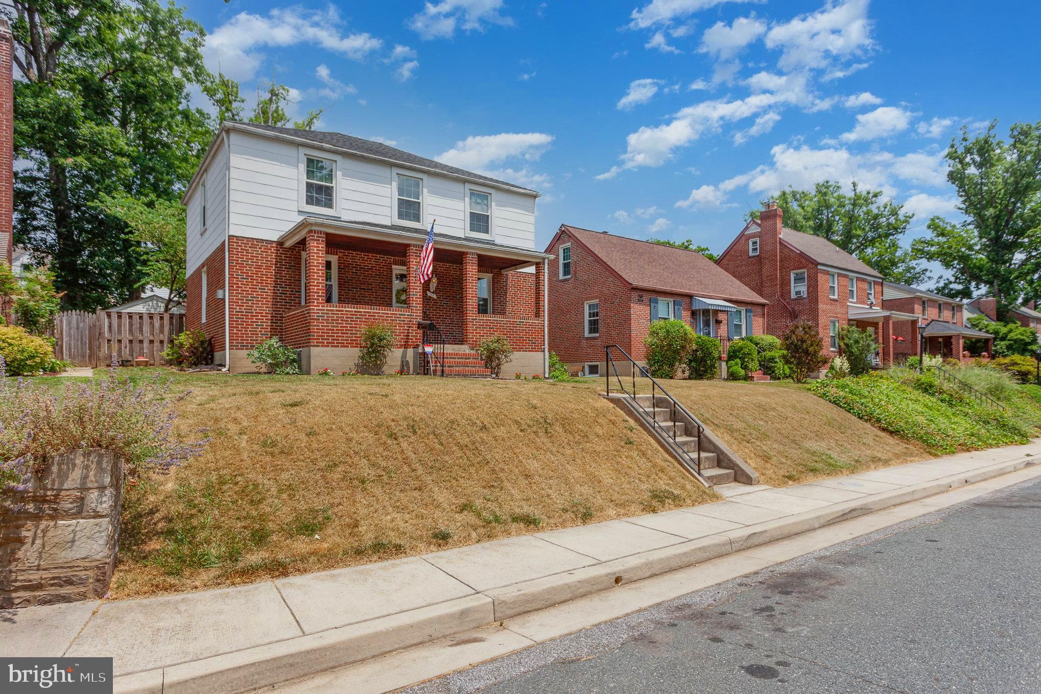 FULLERTON - Residential