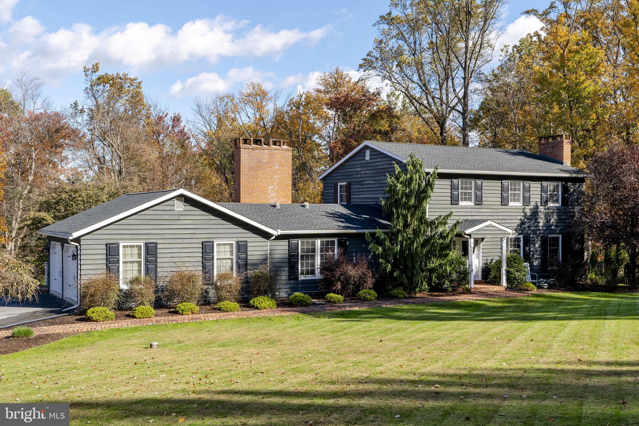 540 HORSESHOE TRAIL ROAD