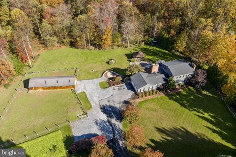 540 HORSESHOE TRAIL ROAD DENVER PA 17517