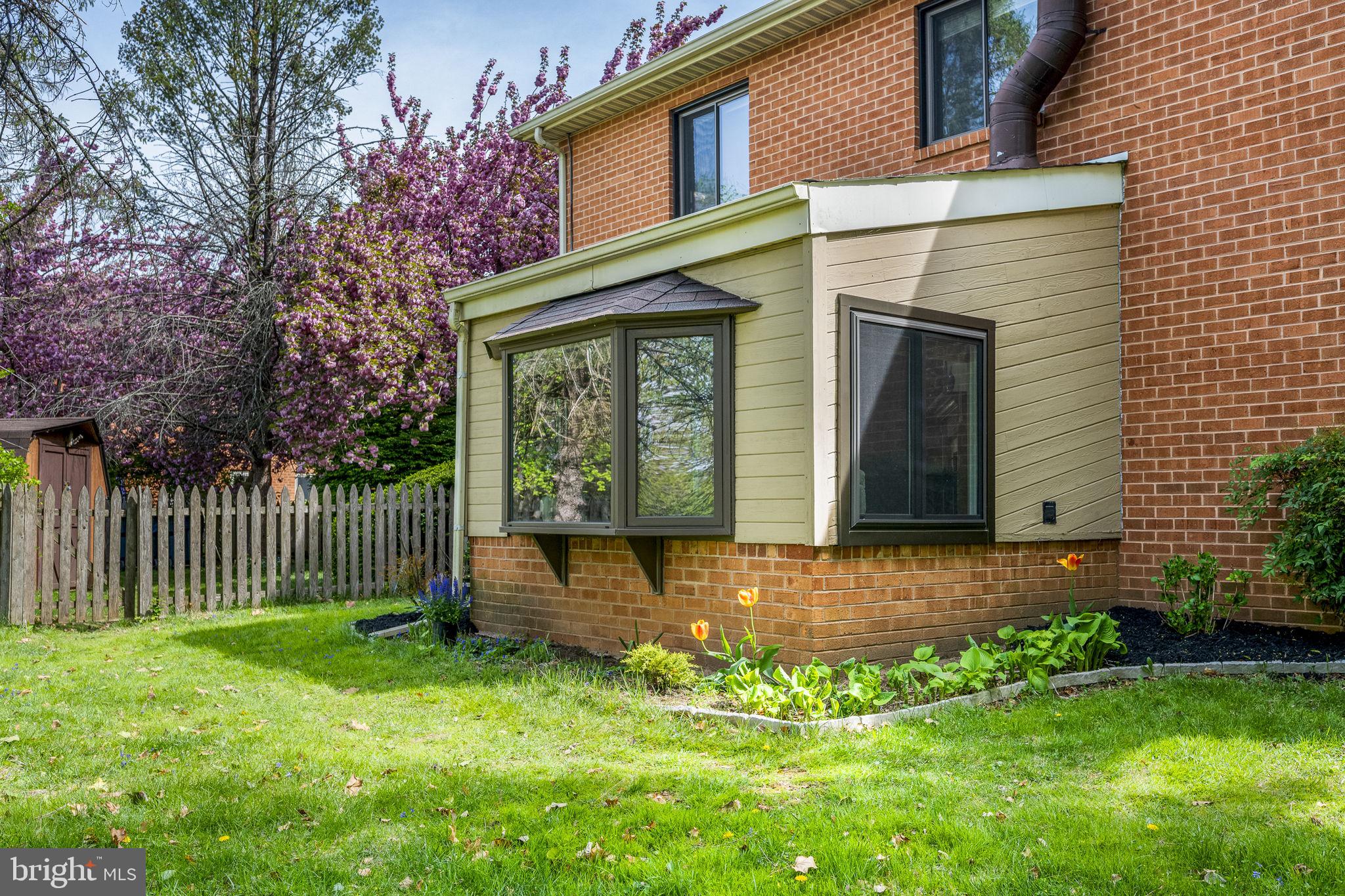 RHONDDA - Residential Lease