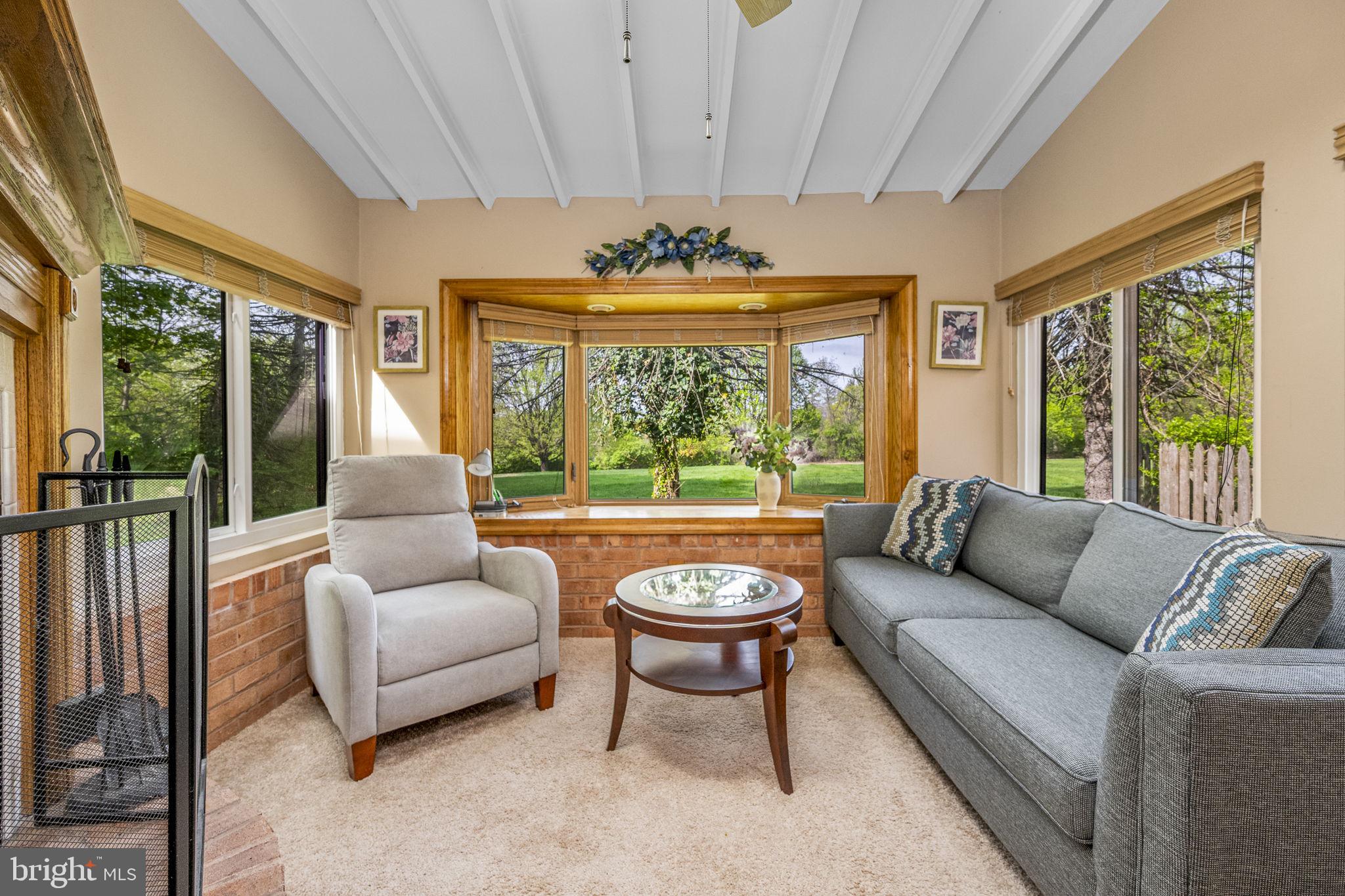 RHONDDA - Residential Lease