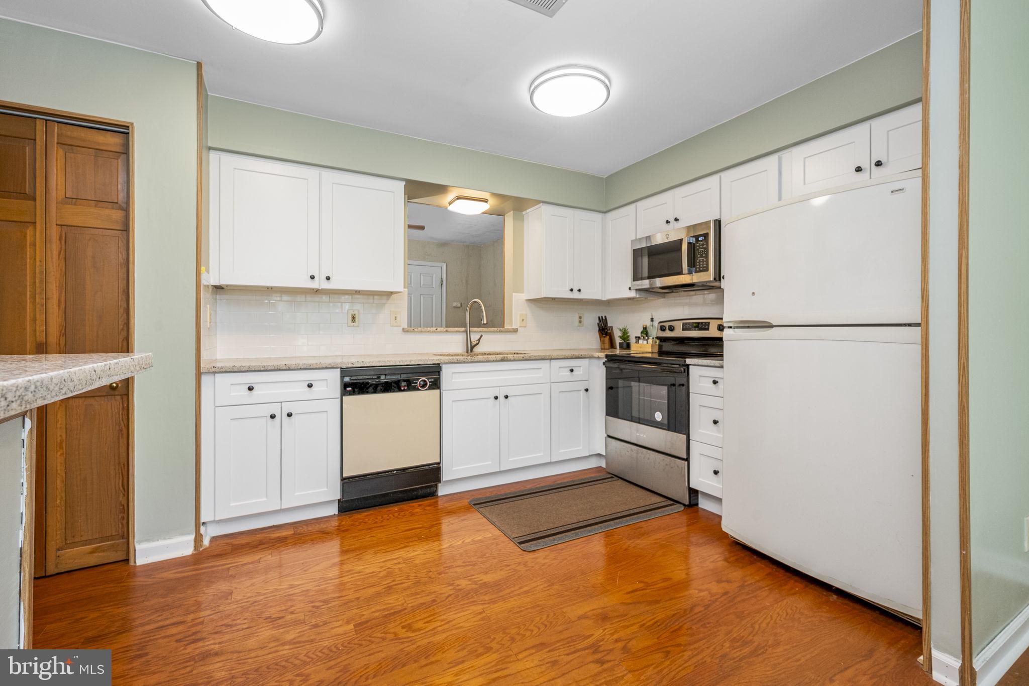 RHONDDA - Residential Lease