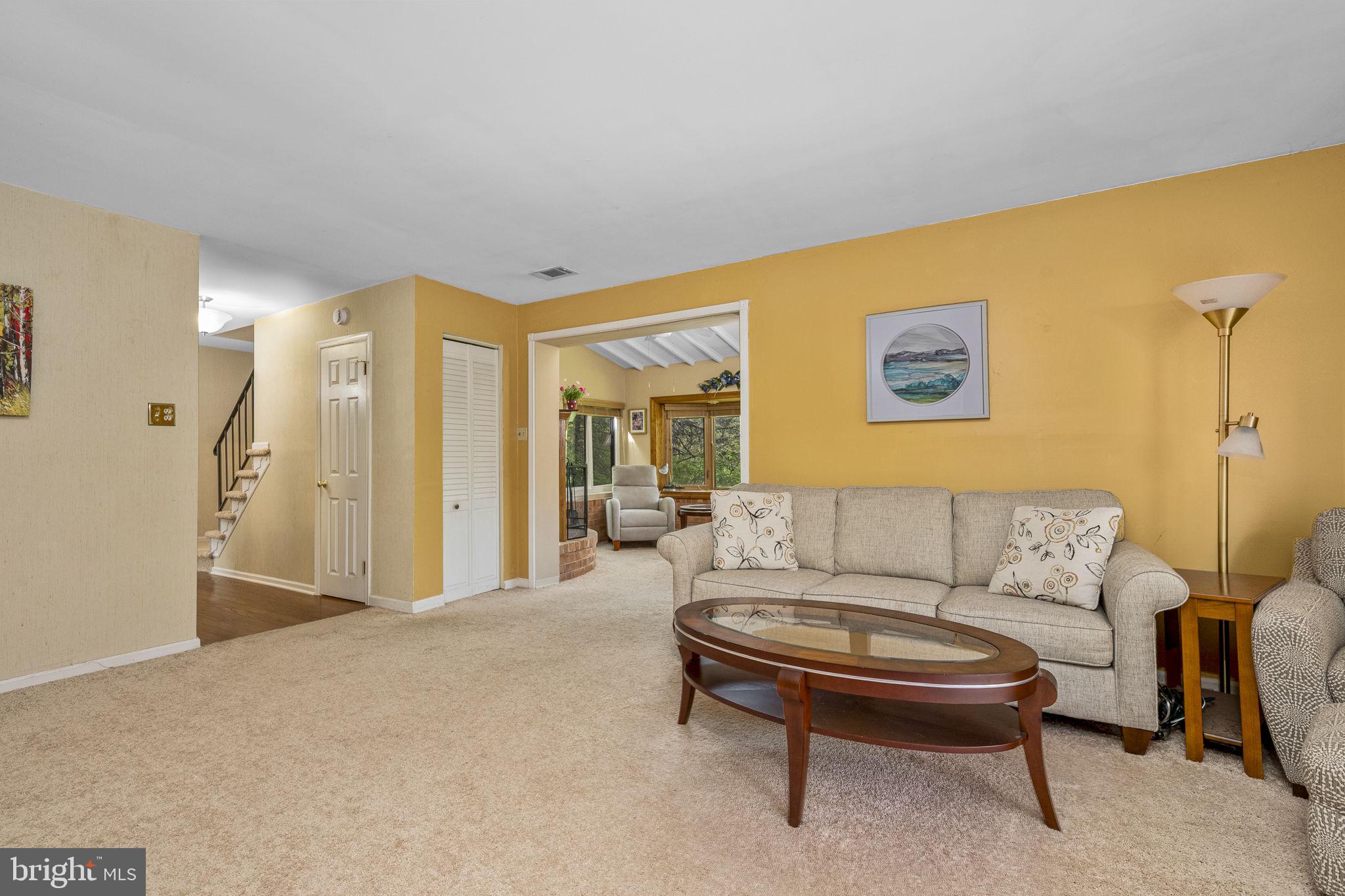 RHONDDA - Residential Lease