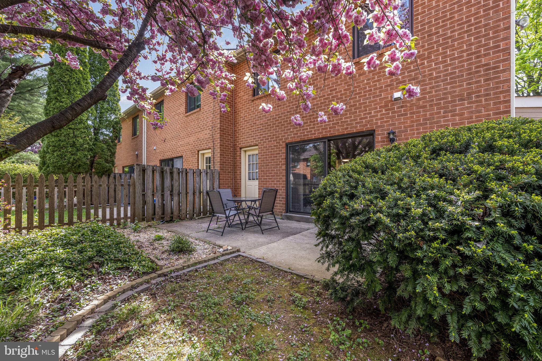 RHONDDA - Residential Lease