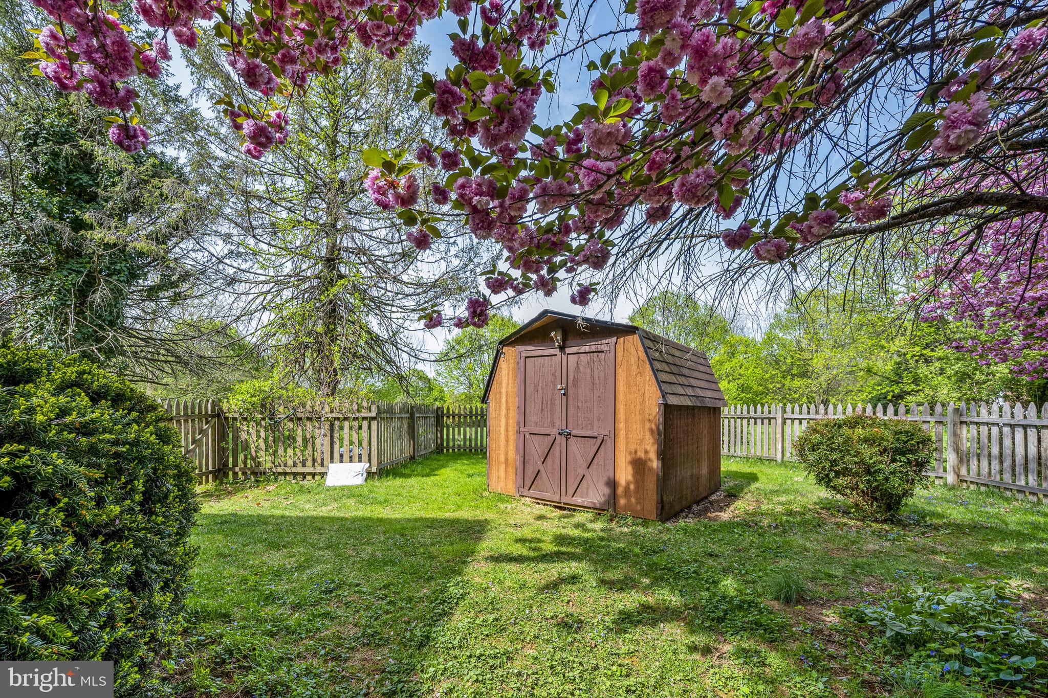 RHONDDA - Residential Lease