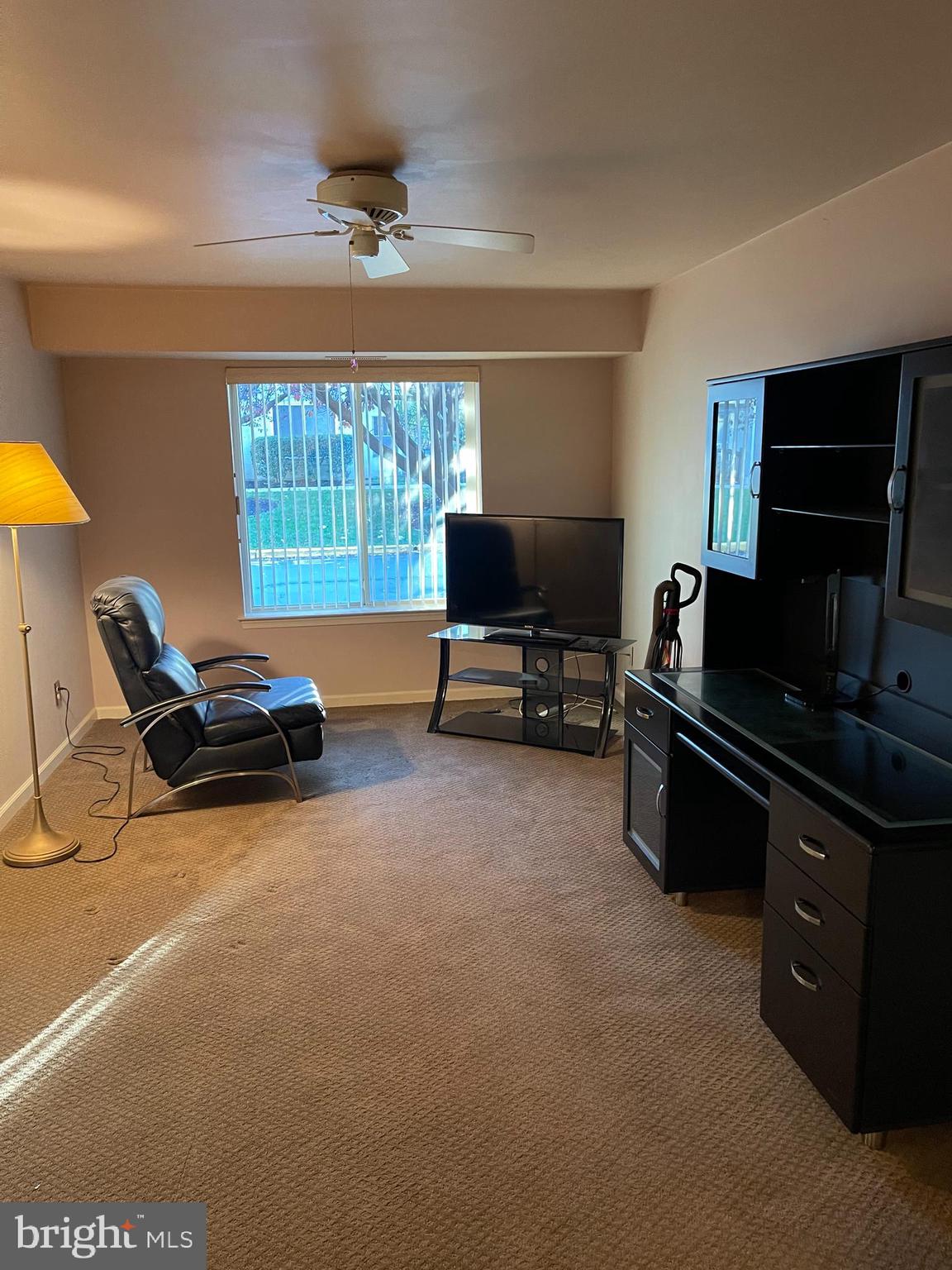 FOUNTAIN POINTE - Residential