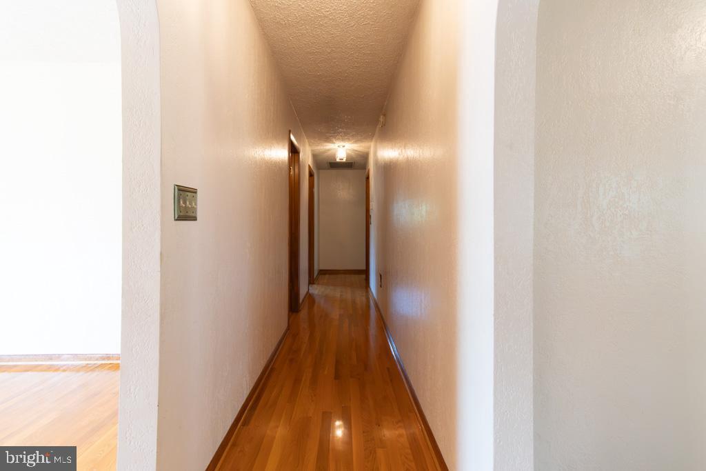 FOREST HILLS - Residential