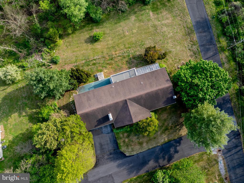 FOREST HILLS - Residential