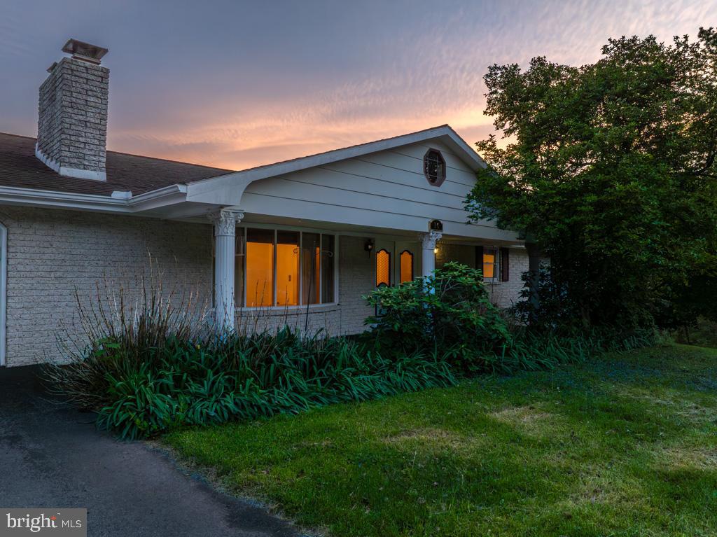 16 MARVA COURT