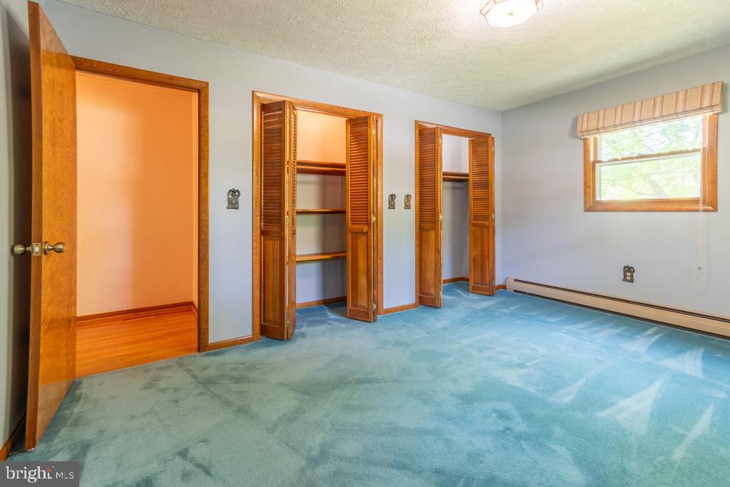 FOREST HILLS - Residential