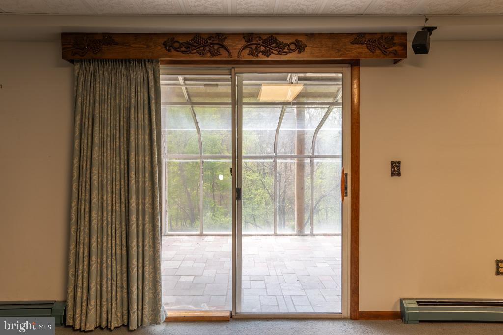 FOREST HILLS - Residential