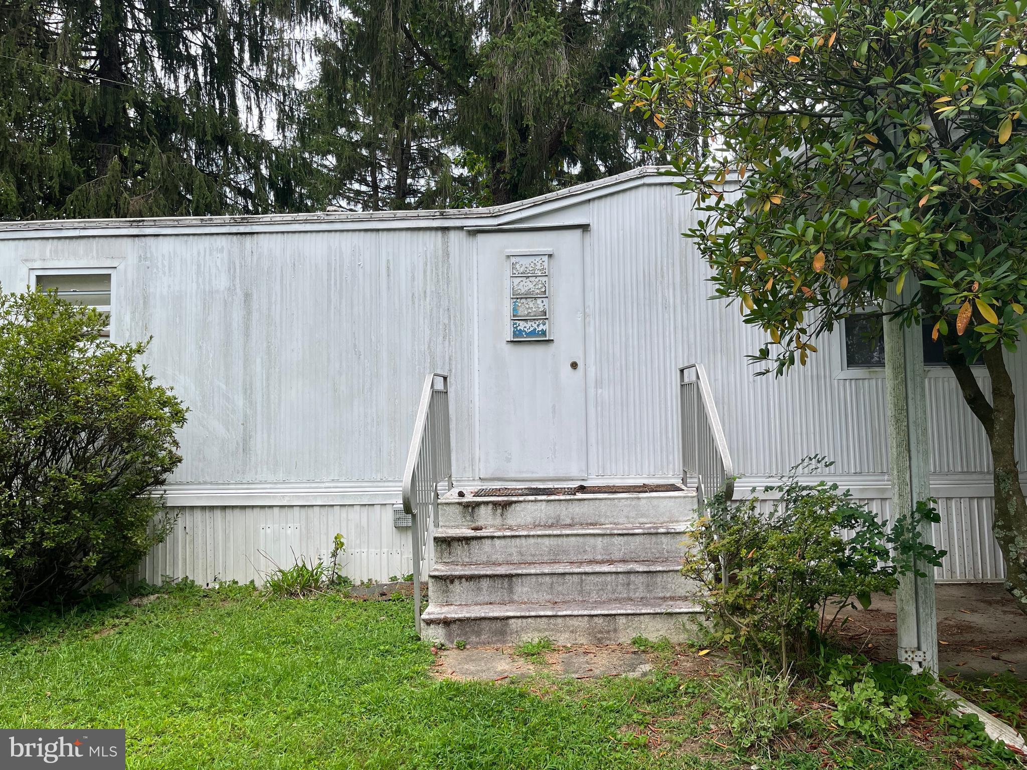 HILLANDALE HOMES - Residential