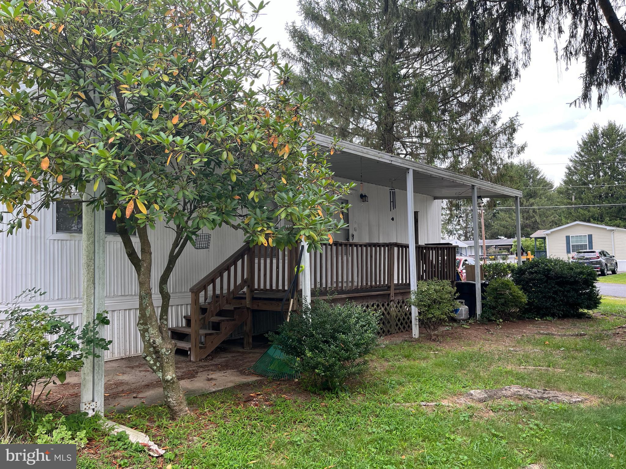 HILLANDALE HOMES - Residential