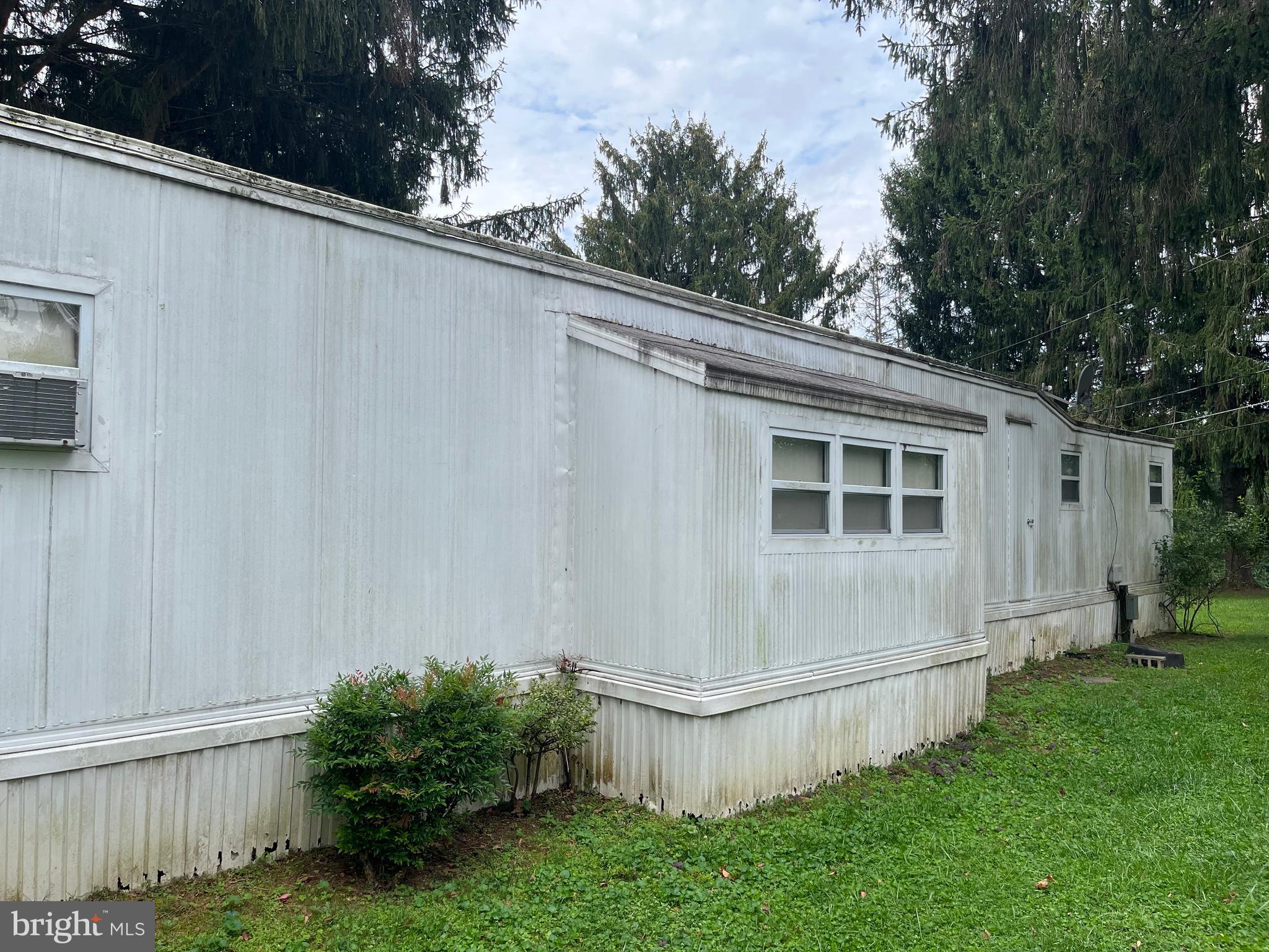 HILLANDALE HOMES - Residential