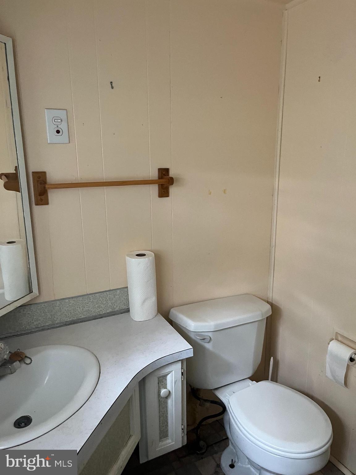 HILLANDALE HOMES - Residential