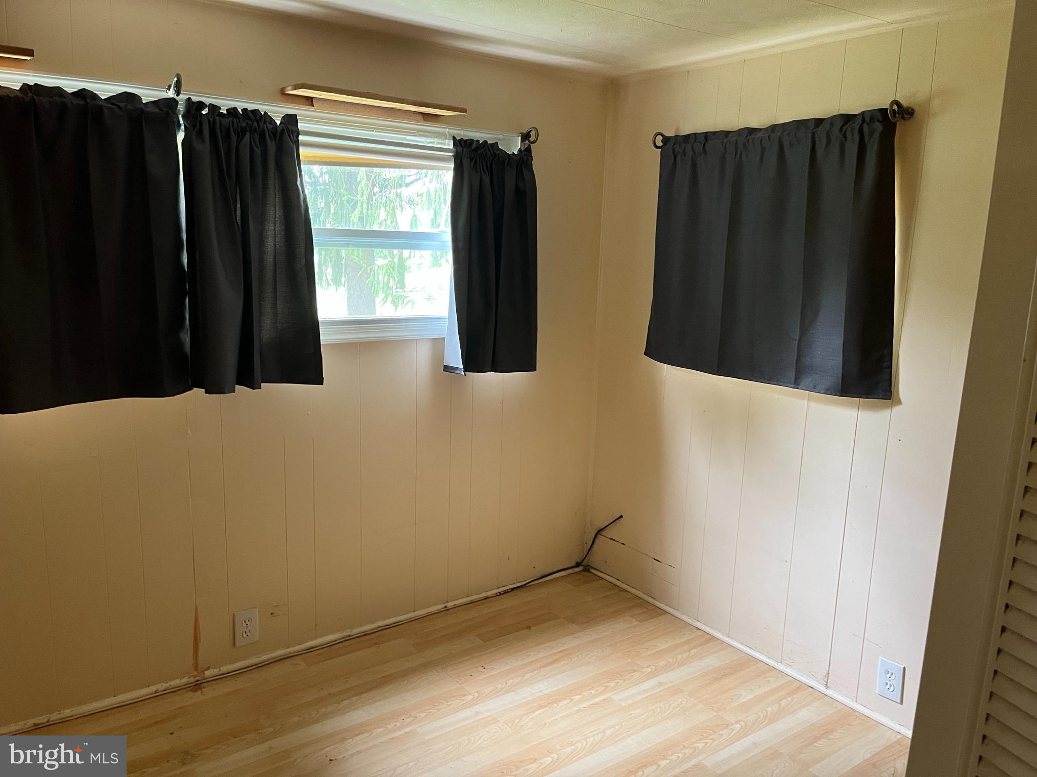 HILLANDALE HOMES - Residential