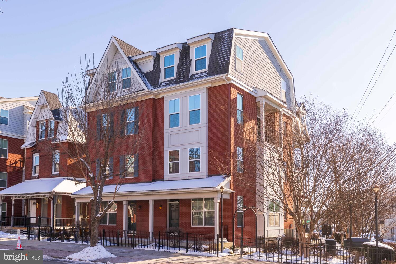 ARBOR HEIGHTS - Residential