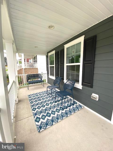 POTOMAC SHORES - Residential Lease