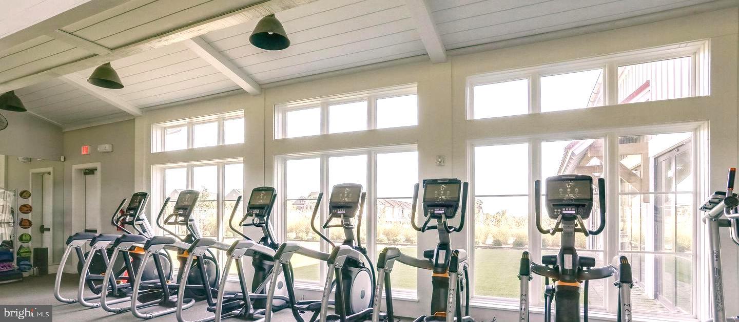 POTOMAC SHORES - Residential Lease