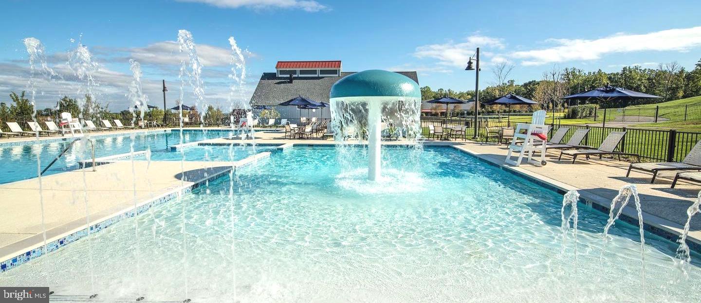 POTOMAC SHORES - Residential Lease