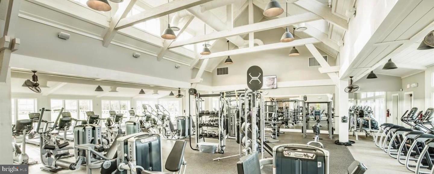 POTOMAC SHORES - Residential Lease