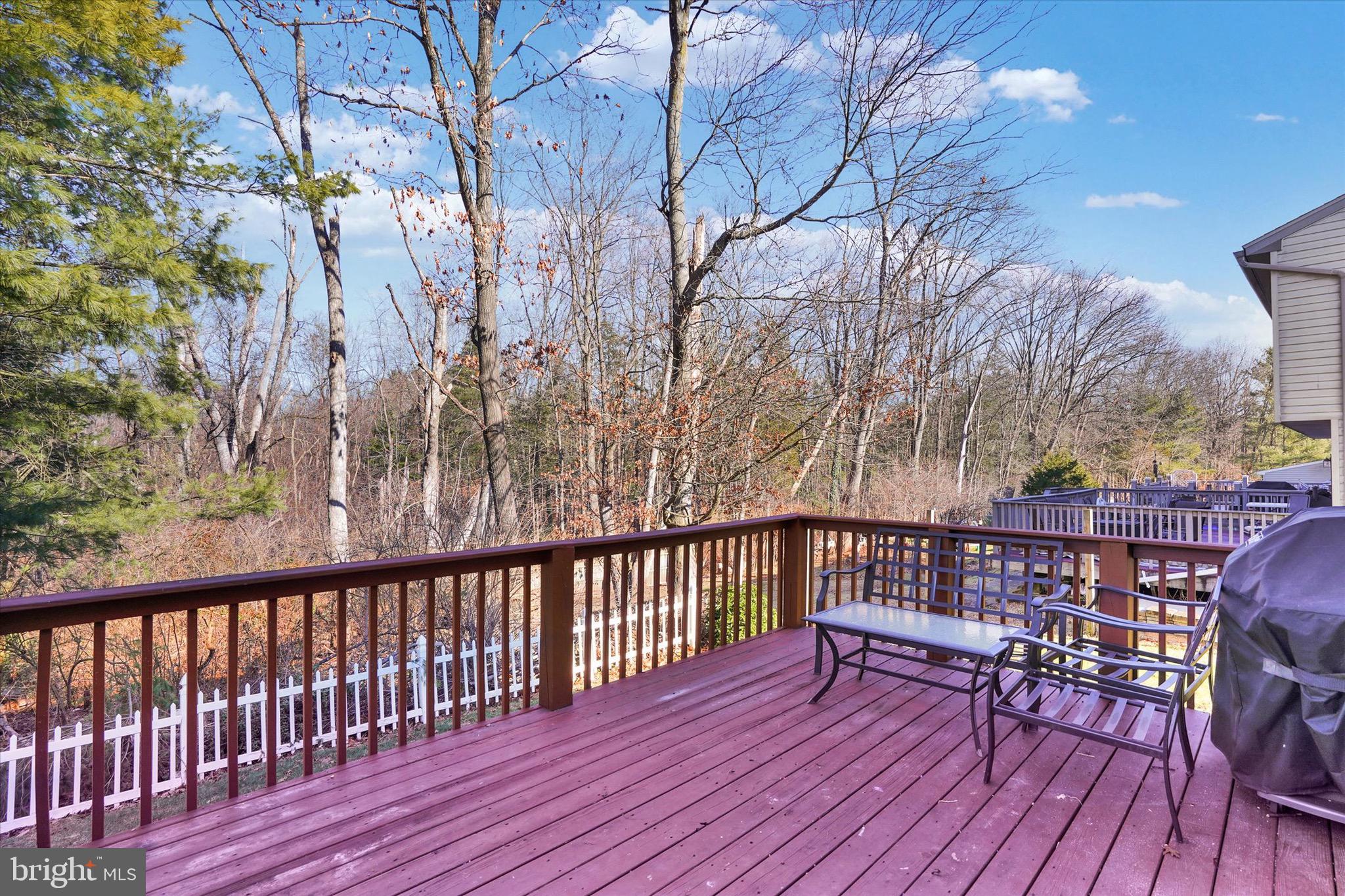 LONG POND - Residential