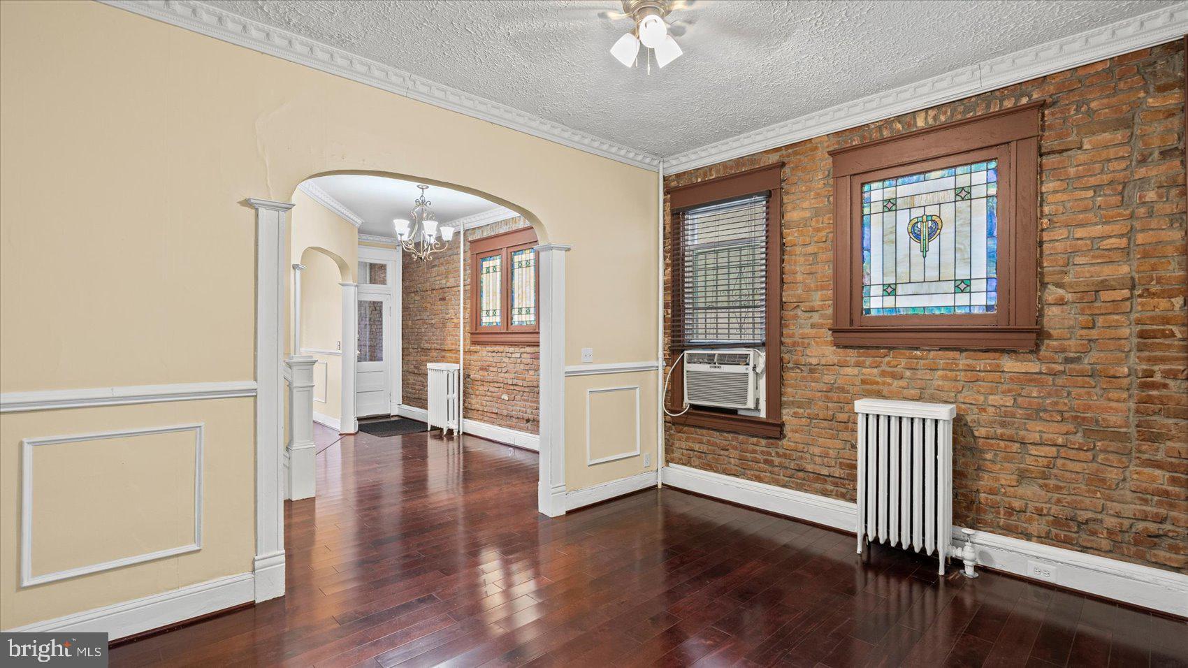 RESERVOIR HILL - Residential